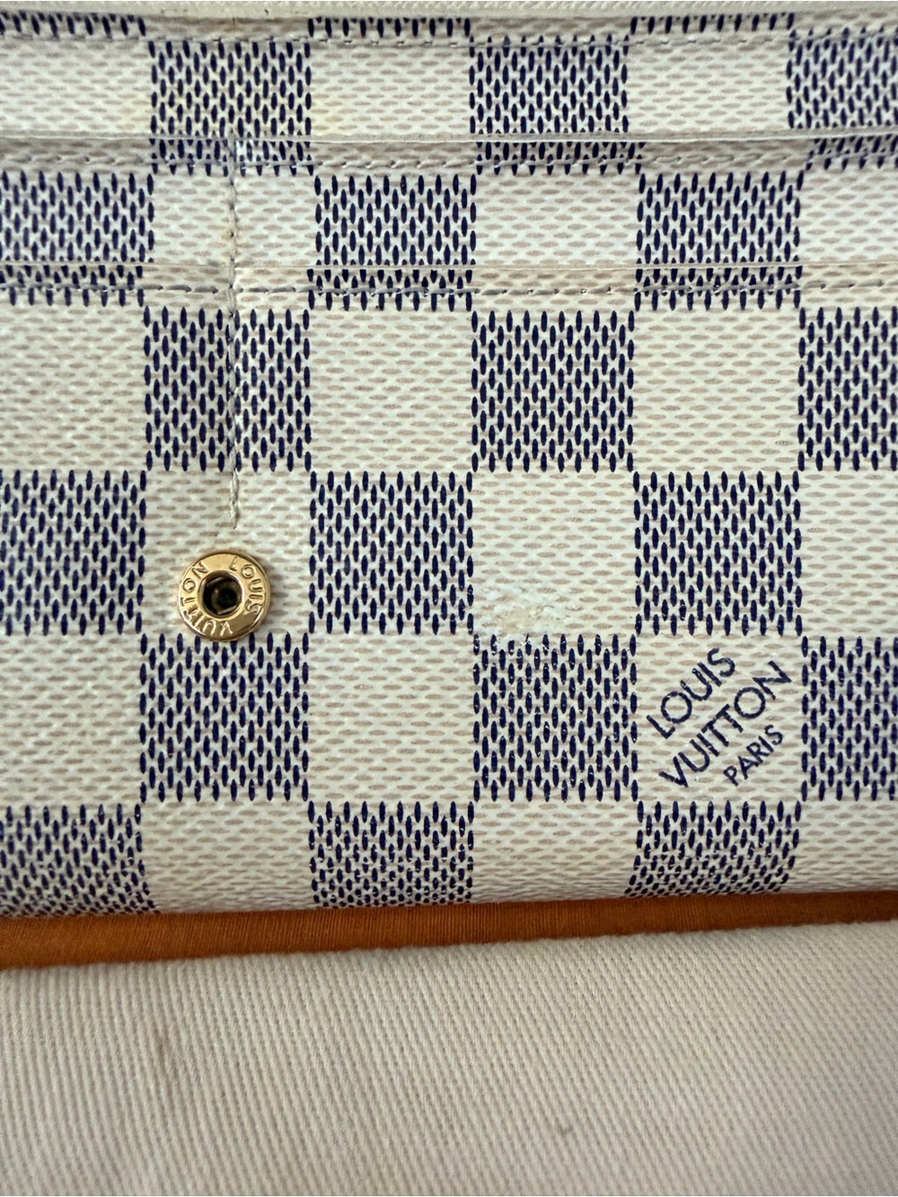 Louis Vuitton Damier Azur Sarah Wallet - Classic Envelope Style - Picture 6 of 16